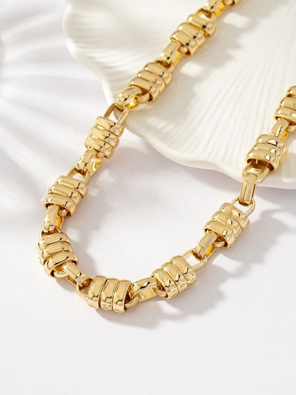 *Saraly Unique Chunky Link Chain Necklace sold by Chic Couture product image thumbnail 2