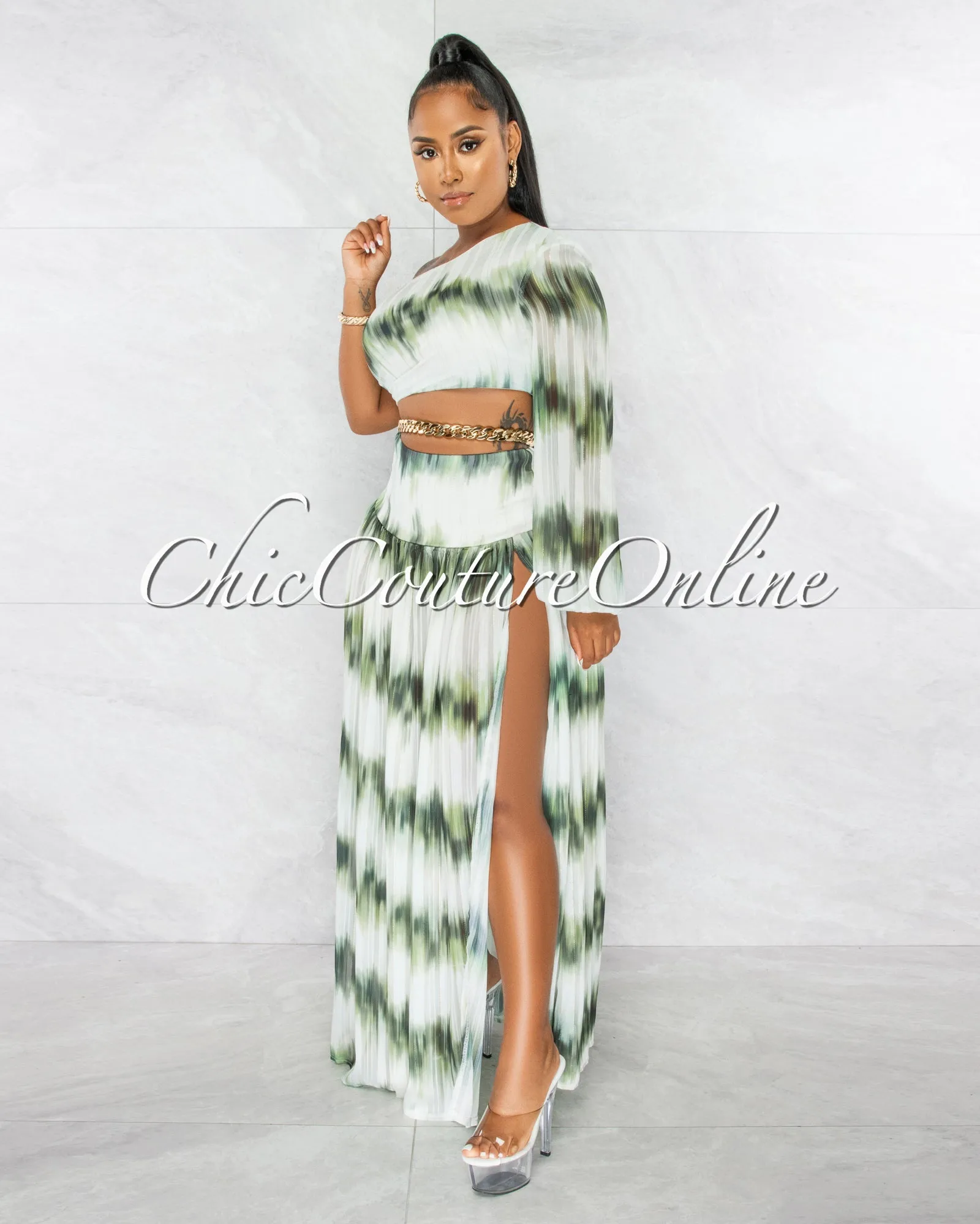 *Roxanne Green White Gold Shimmer Chain Belt Cut-Out Maxi Dress sold by Chic Couture product image thumbnail 2