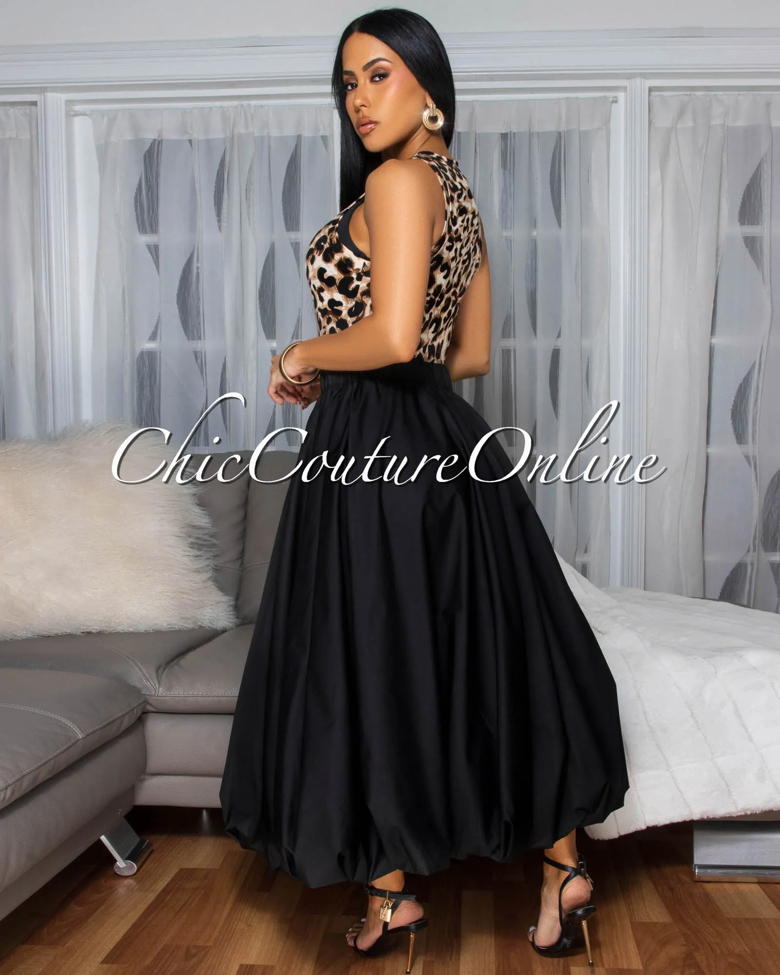 Vienna BlackMidi Bubble Cargo Skirt sold by Chic Couture product image thumbnail 3