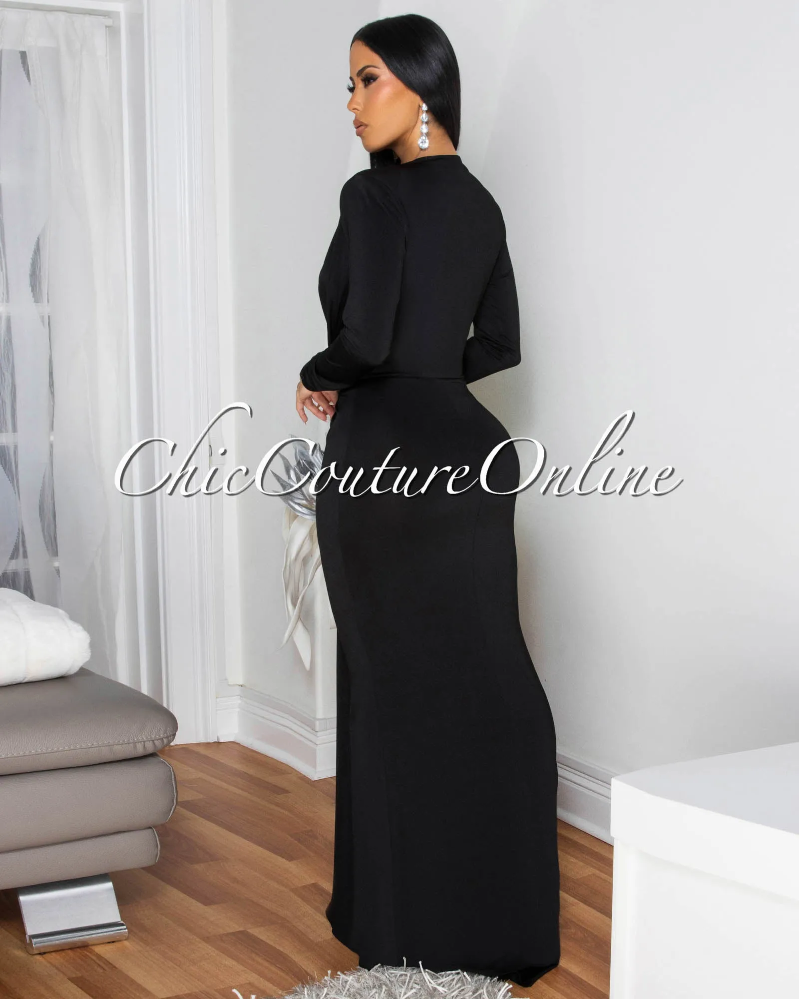 Shelley Black Long Sleeves Deep V-Neck Maxi Dress sold by Chic Couture product image thumbnail 4