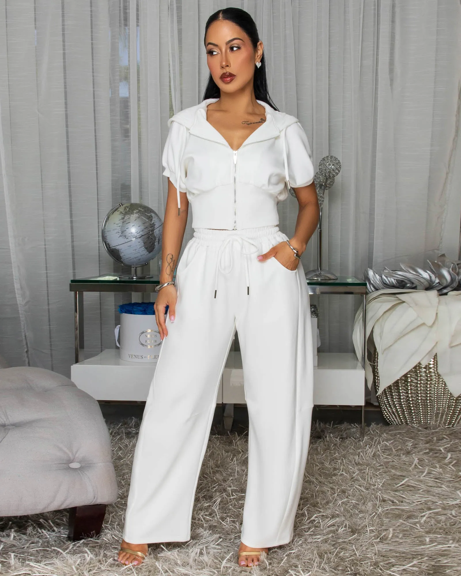 Niecey Off-White Cropped Zip-Up Hoodie ULTRA-LUXEJogger Set sold by Chic Couture product image thumbnail 2