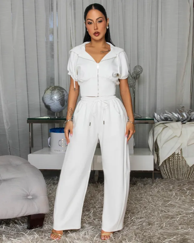 Niecey Off-White Cropped Zip-Up Hoodie ULTRA-LUXEJogger Set made by Chic Couture