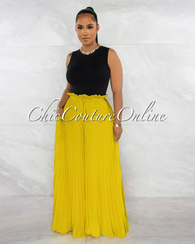 Backie Yellow Paper-Bag Pleated Wide Pants sold by chic