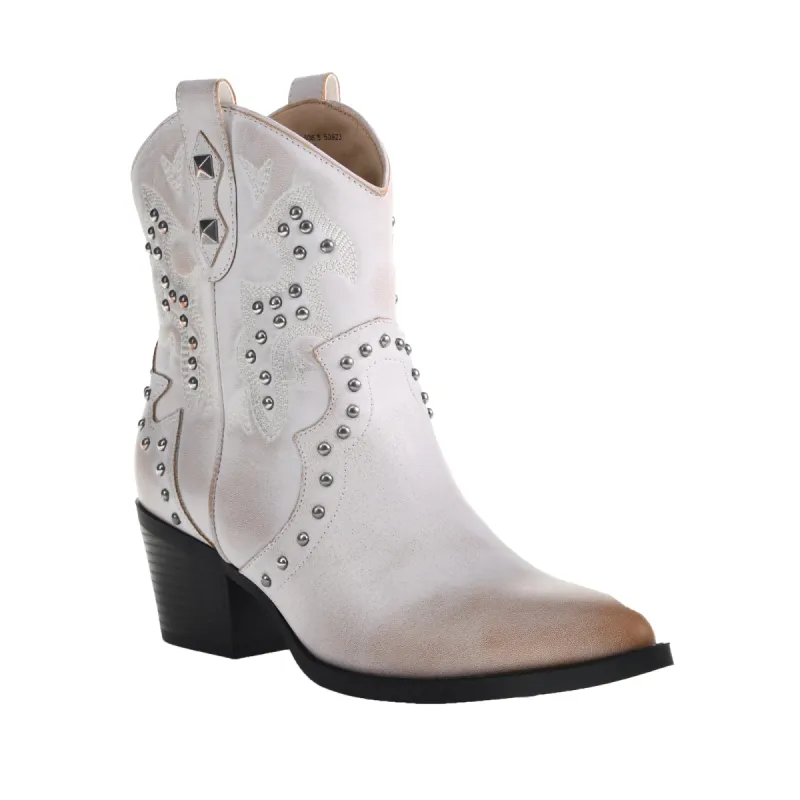 Nowhere Boot sold by Chinese Laundry