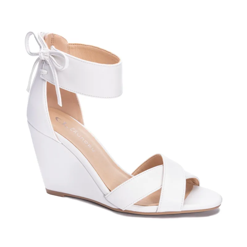 Canty Smooth Dress Sandal sold by Chinese Laundry