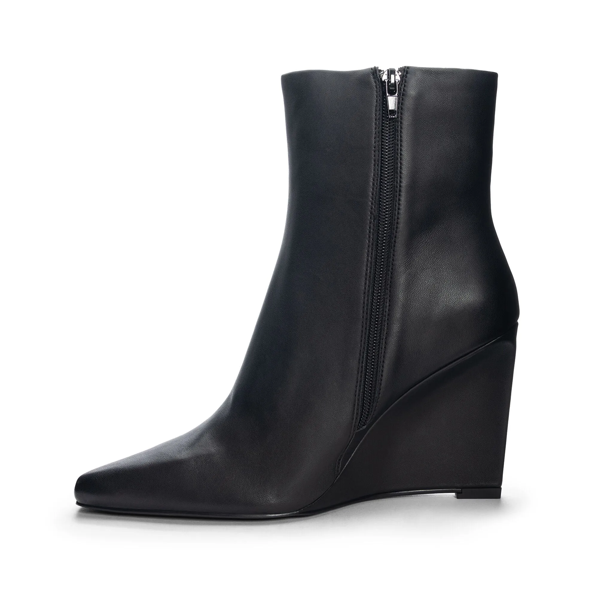 Olanna Dress Boot sold by Chinese Laundry product image thumbnail 4