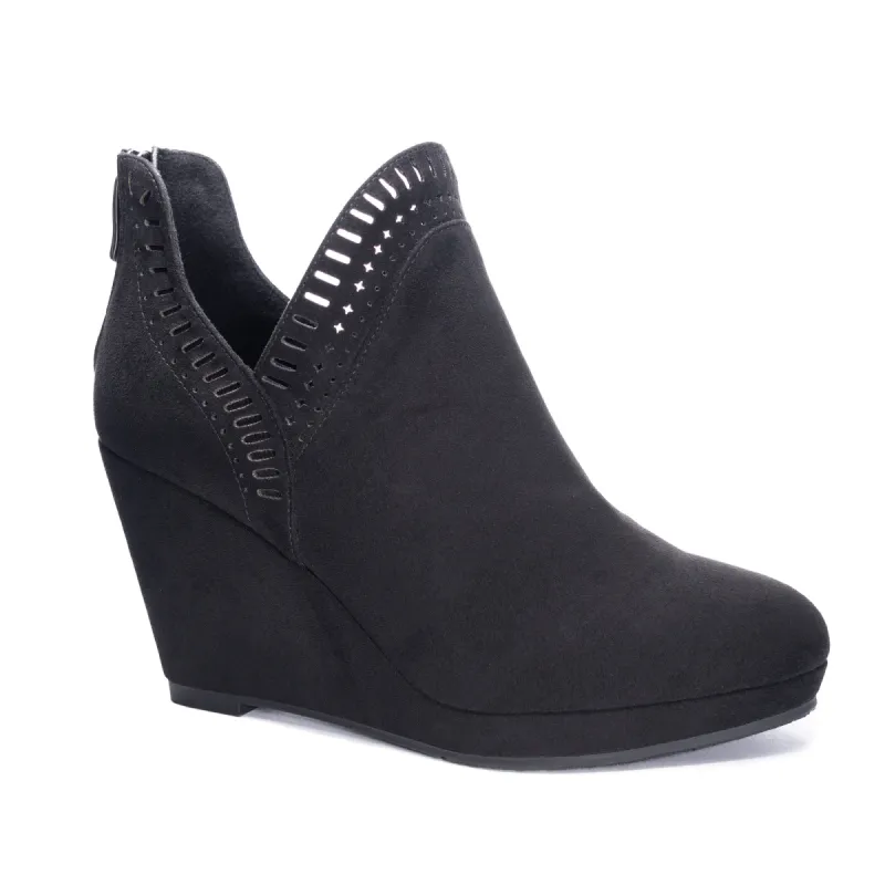 Vicci Bootie sold by Chinese Laundry