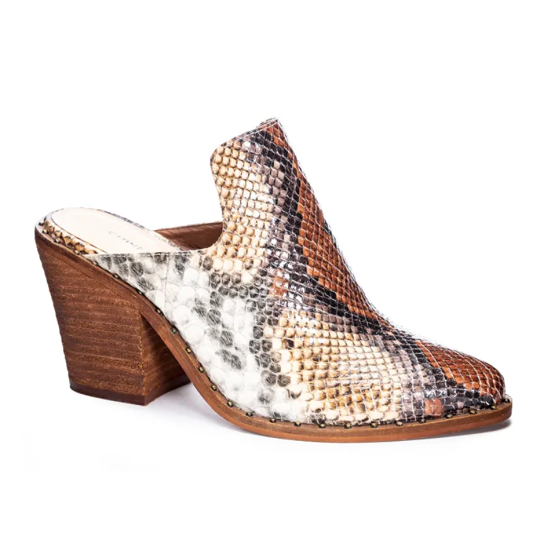 Springfield Mule sold by Chinese Laundry