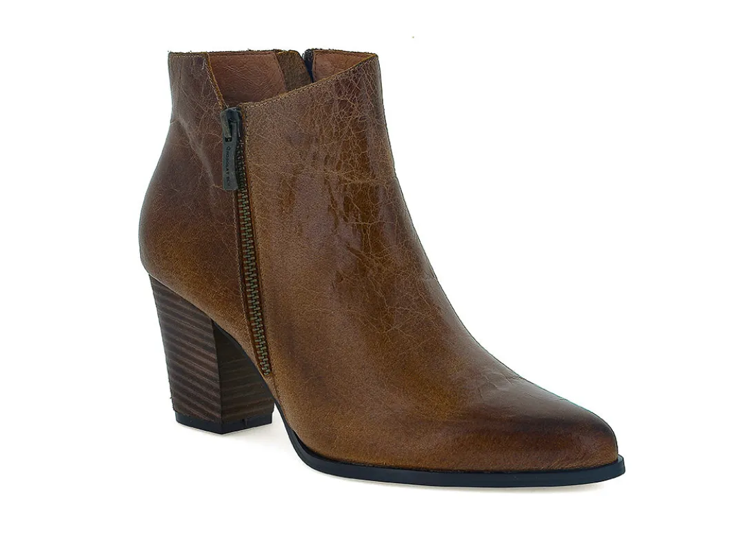 Eri sold by Chocolat Blu