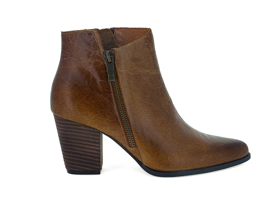 Eri sold by Chocolat Blu product image thumbnail 2