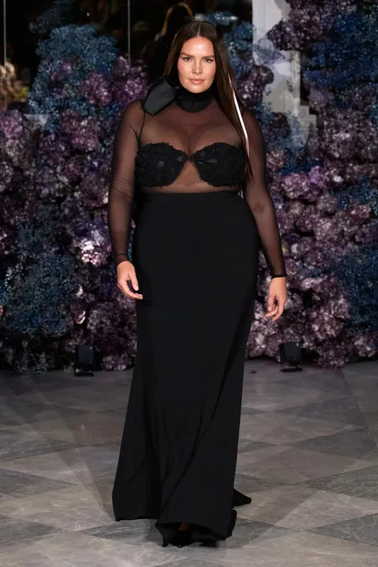 Textured Crepe Column Skirt made by Christian Siriano