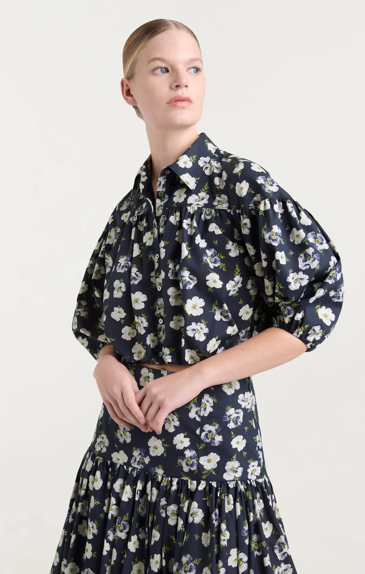 Mini Tossed Poppies Elysa Top sold by cinq a sept product image thumbnail 2