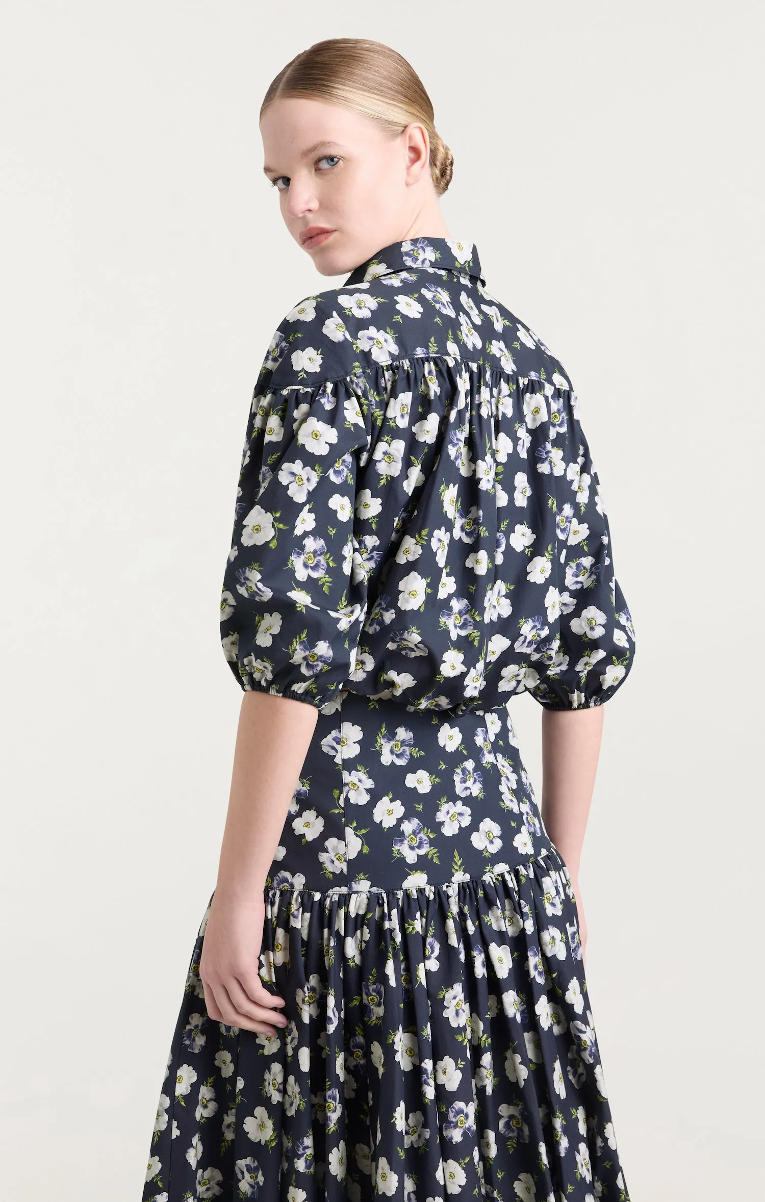 Mini Tossed Poppies Elysa Top sold by cinq a sept product image thumbnail 3