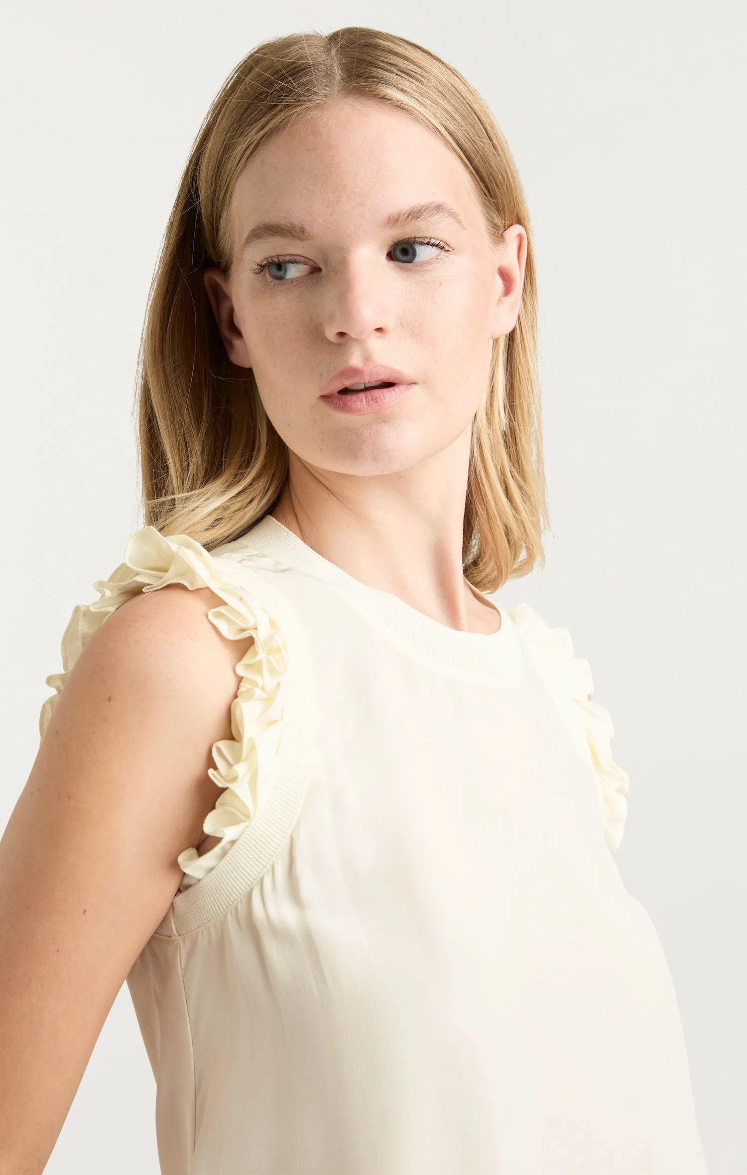 Woven Ruffle Lenore Top sold by cinq a sept product image thumbnail 5