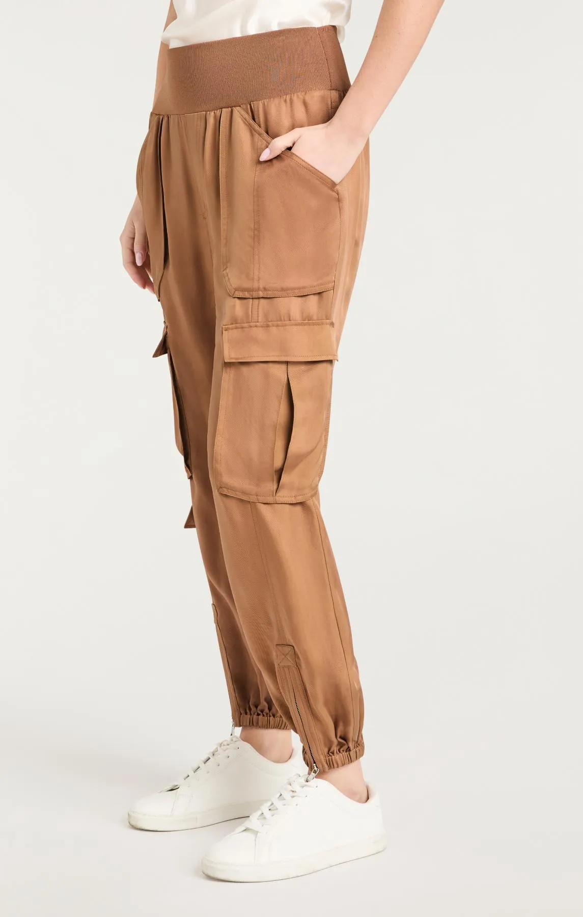 Raven Pant sold by cinq a sept product image thumbnail 2