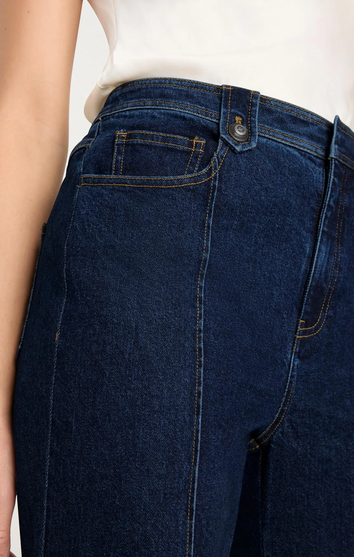 Niko Pant sold by cinq a sept product image thumbnail 5