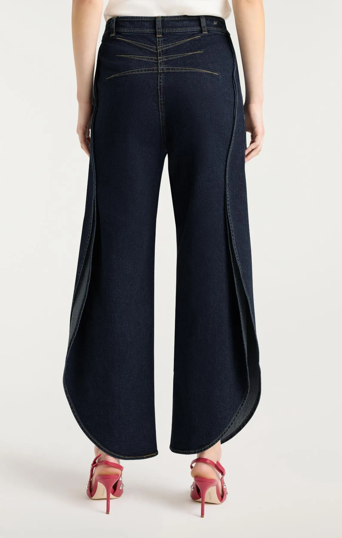 Hannah Jeans sold by cinq a sept product image thumbnail 5