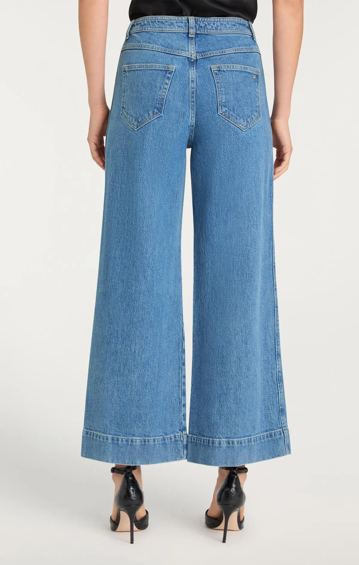 Betsy Jeans sold by cinq a sept product image thumbnail 5