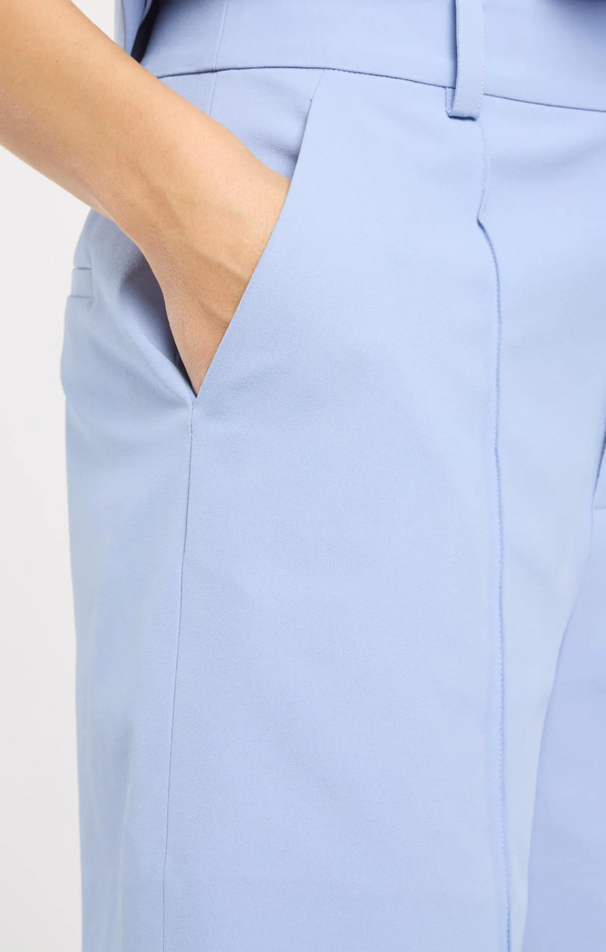 Kallen Short sold by cinq a sept product image thumbnail 4