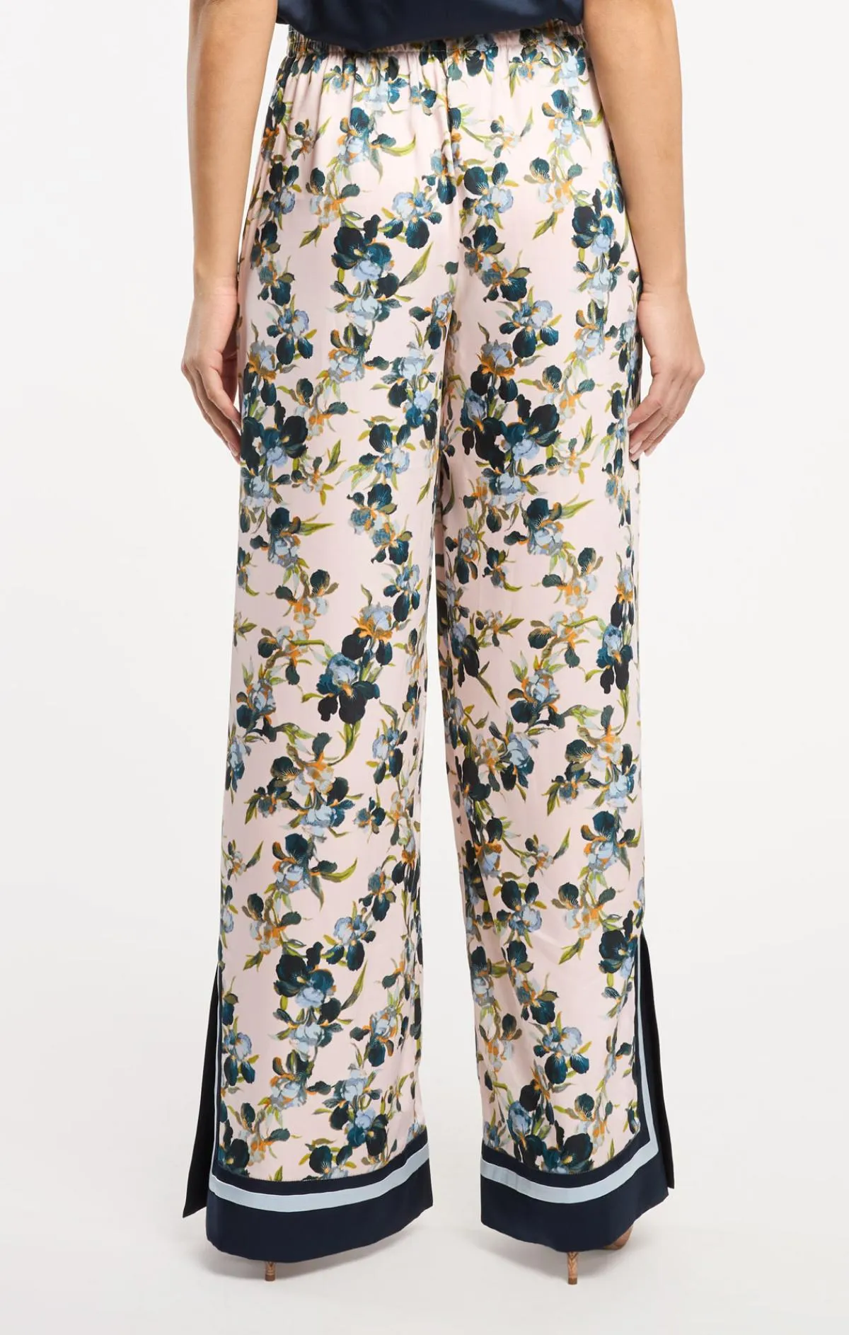 Trailing Iris Asher Pant sold by cinq a sept product image thumbnail 5