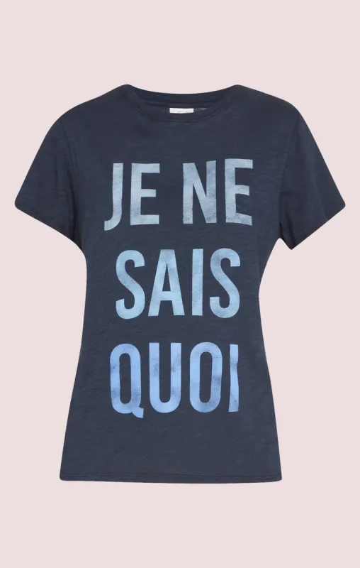Je Ne Sais Quoi Tee sold by cinq a sept