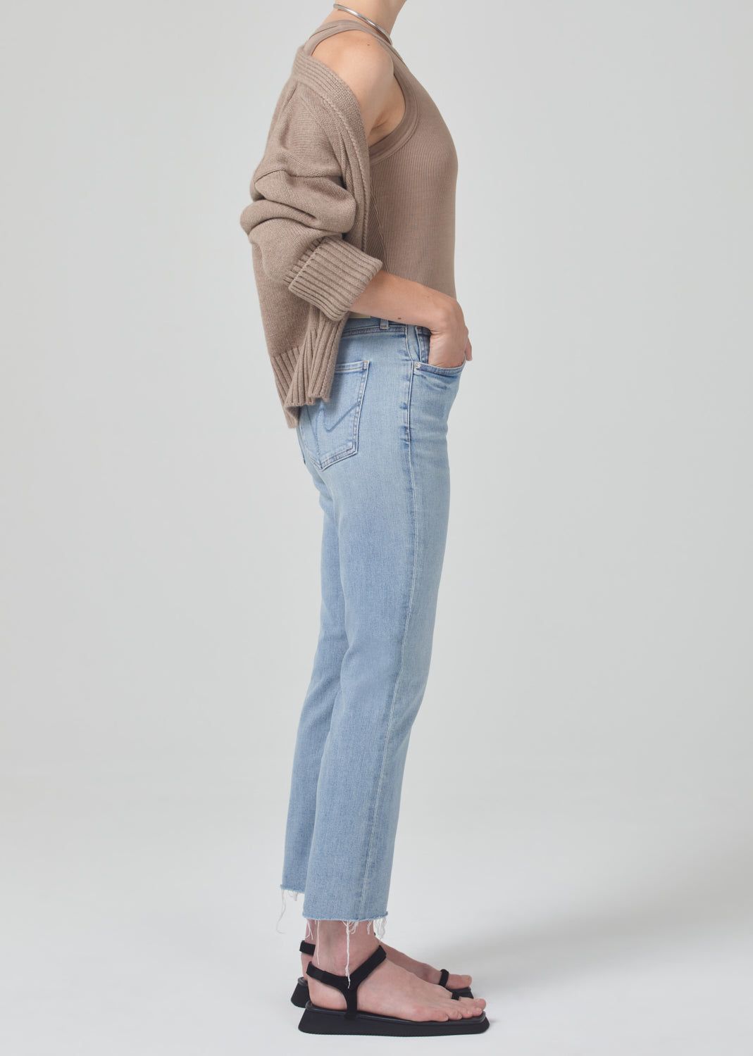 Isola Mid Rise Cropped Boot - H Pocket in Lyric sold by Citizens Of Humanity product image thumbnail 3