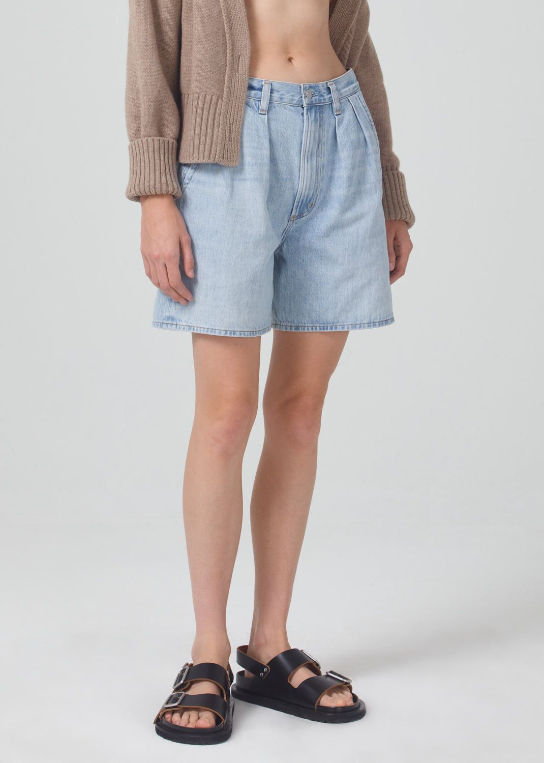 Maritzy Short in Winsor sold by Citizens Of Humanity product image thumbnail 4