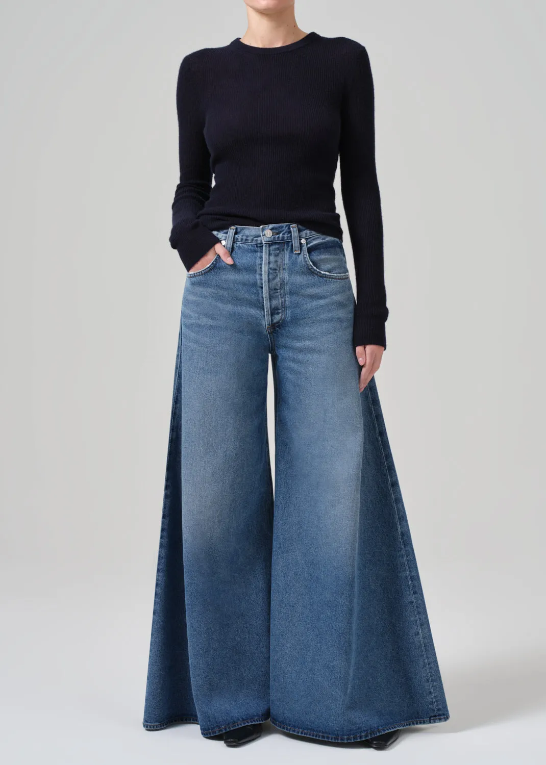 Alessia Crewneck Sweater in Navy sold by Citizens Of Humanity product image thumbnail 5