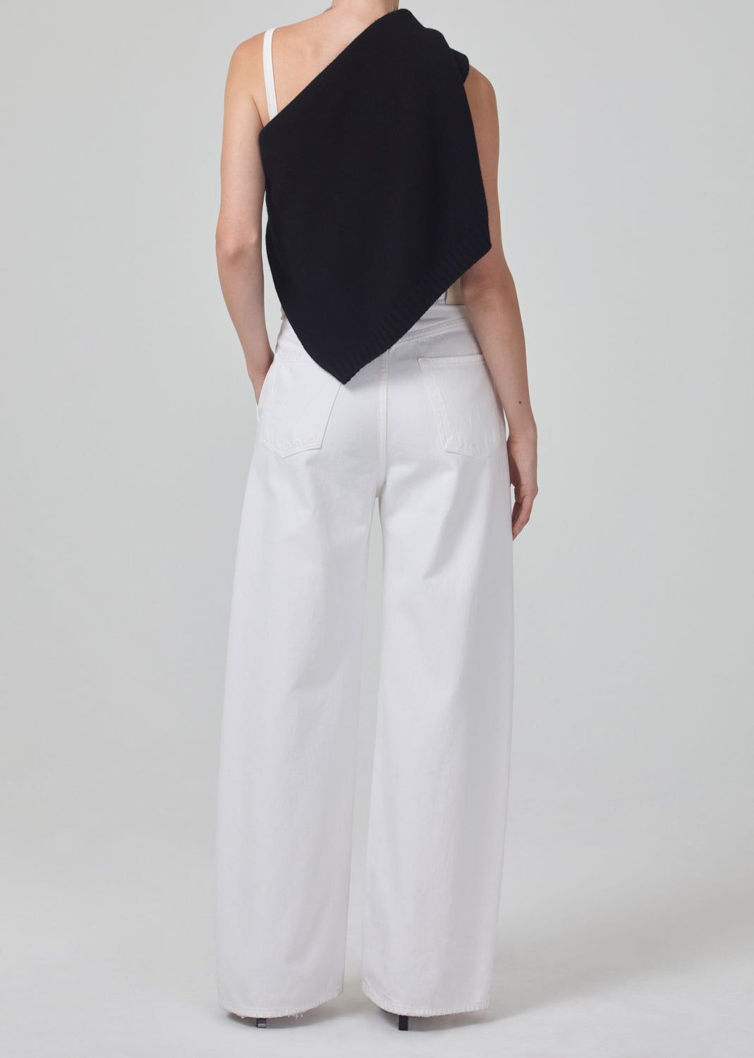 Maritzy Pleated Trouser - H Pocket in Prism sold by Citizens Of Humanity product image thumbnail 2