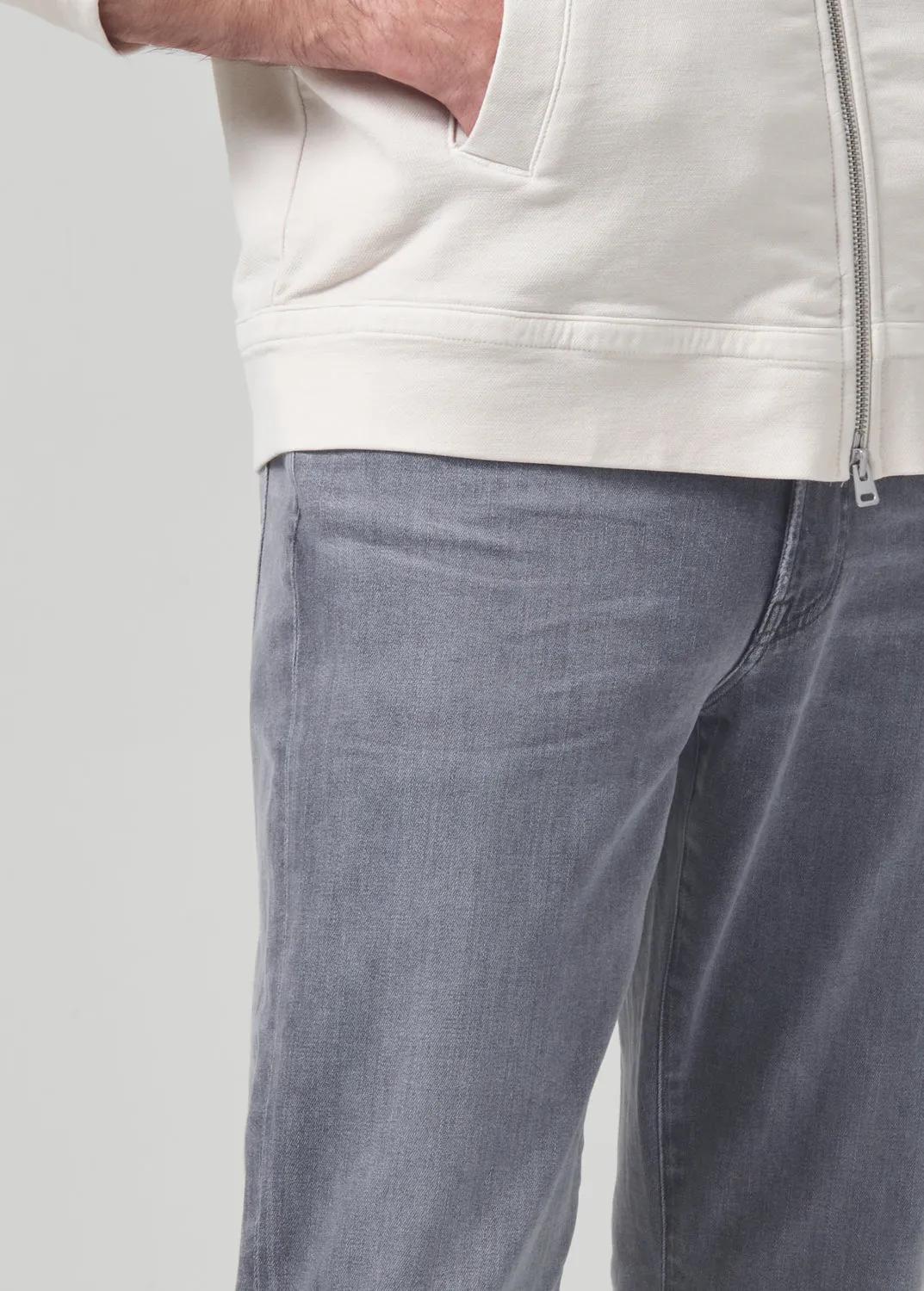 Gage Slim Straight Perform in Guardian sold by Citizens Of Humanity product image thumbnail 5