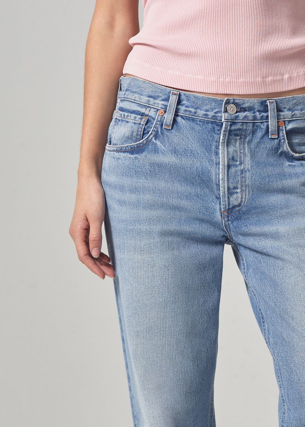 Neve Low Slung Relaxed in Misty sold by Citizens Of Humanity product image thumbnail 5