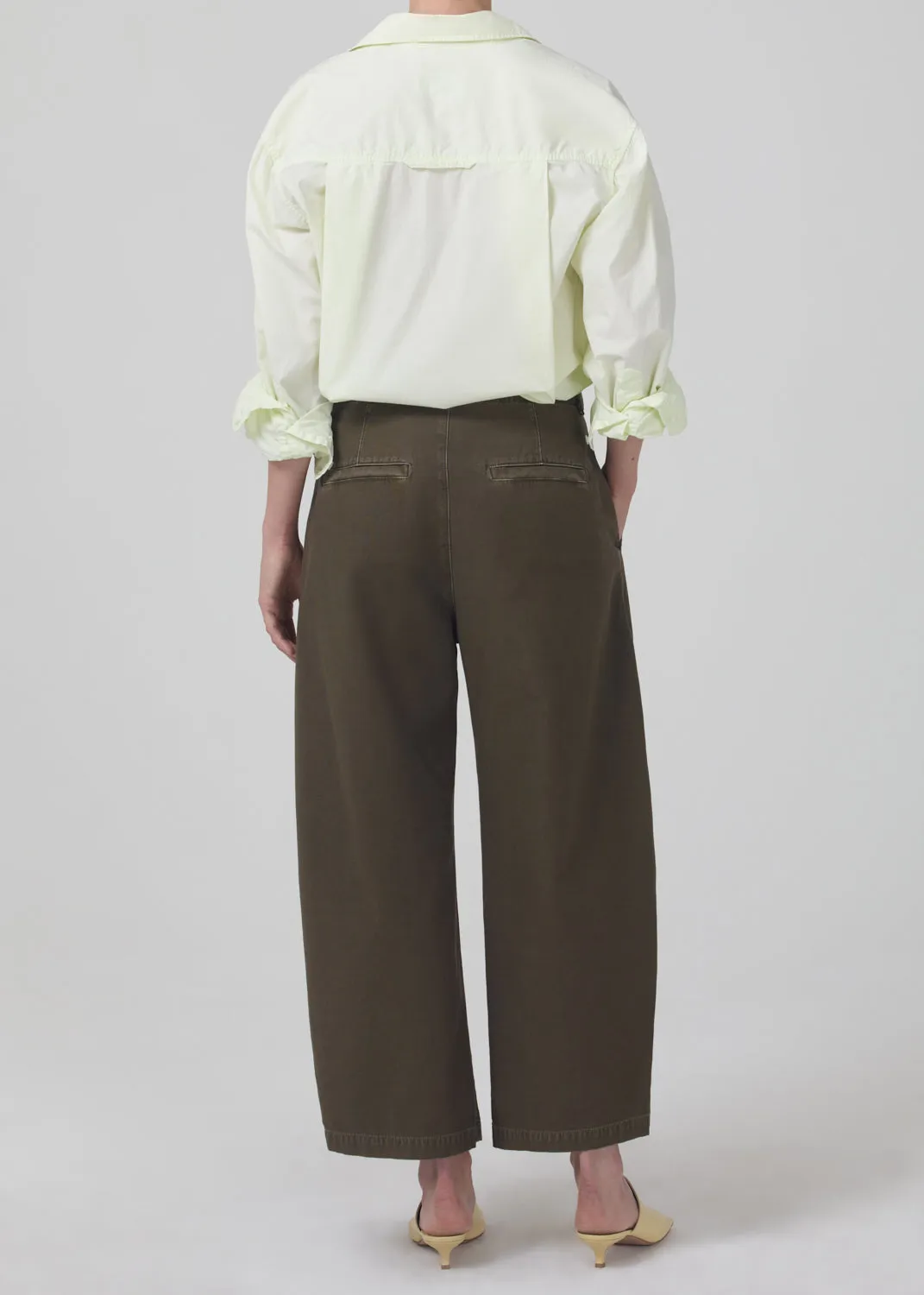 Payton Utility Trouser in Tea Leaf sold by Citizens Of Humanity product image thumbnail 2