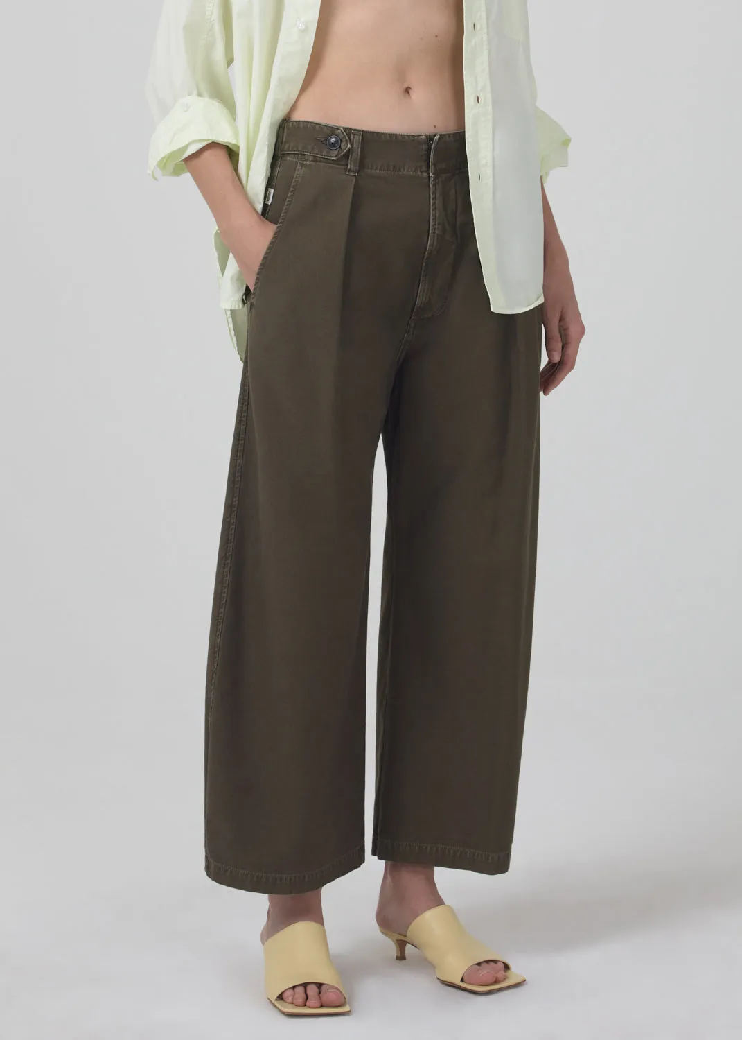 Payton Utility Trouser in Tea Leaf sold by Citizens Of Humanity product image thumbnail 4