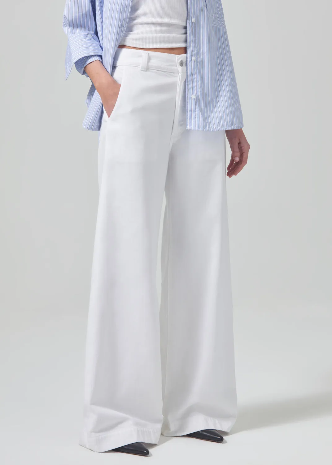 Beverly trouser in Seashell sold by Citizens Of Humanity product image thumbnail 4