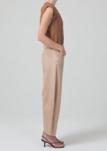 Horseshoe Jean in Dorian sold by Citizens Of Humanity