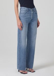 Annina High Rise Wide Leg 30" - H Pocket in Light Catcher sold by Citizens Of Humanity