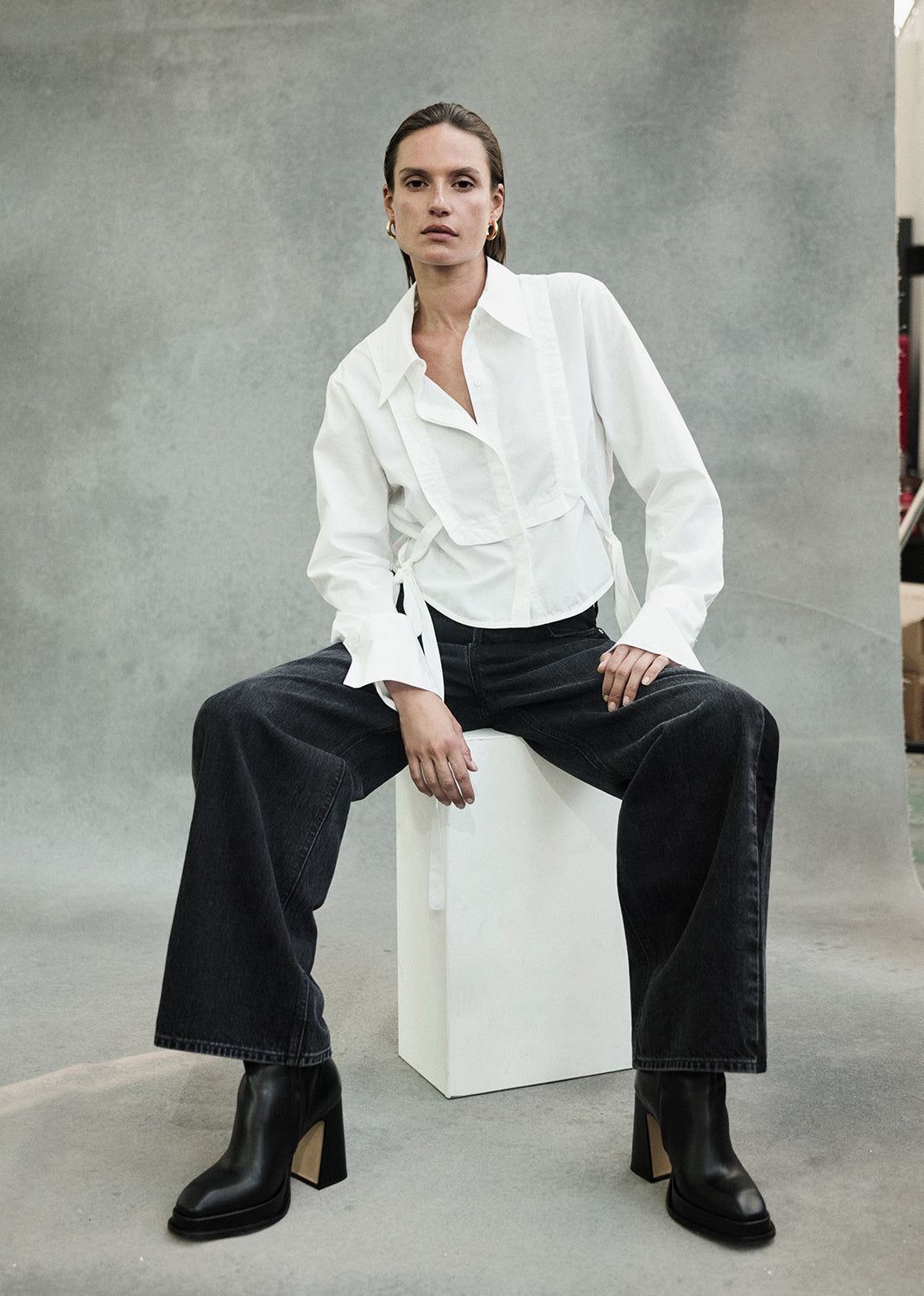 Virginia Tuxedo Bib Shirt in Optic White sold by Citizens Of Humanity product image thumbnail 2