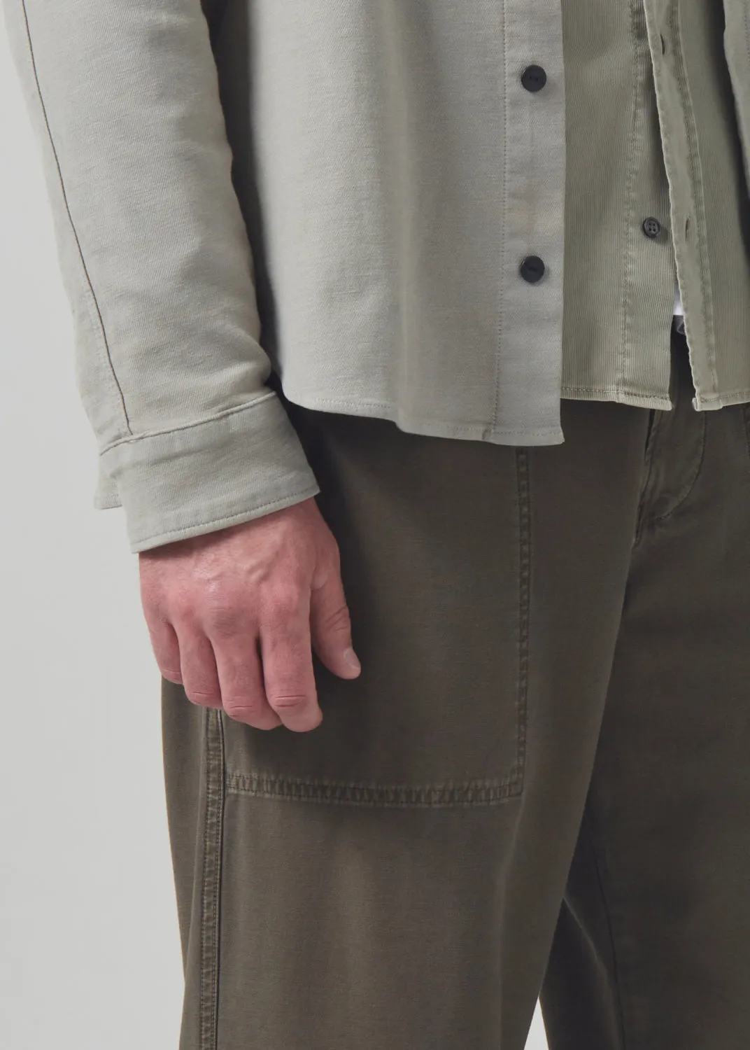 Hayden Relaxed Utility Pant in Tea Leaf sold by Citizens Of Humanity product image thumbnail 5