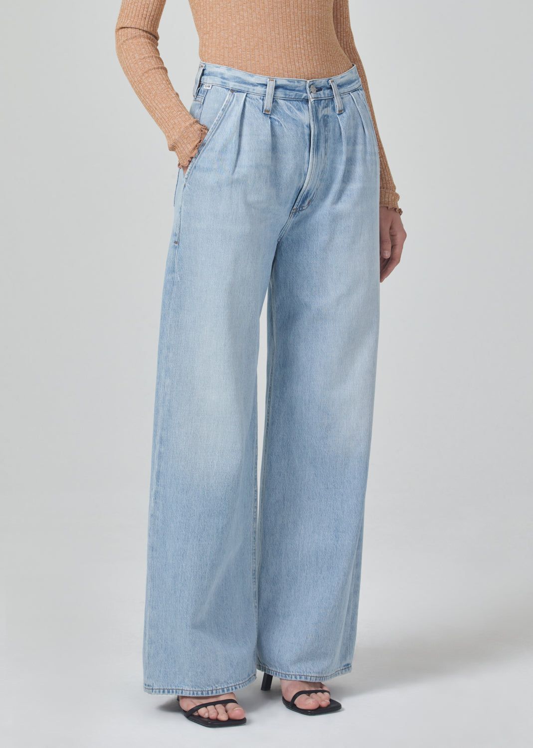 Maritzy Pleated Trouser - H Pocket in Copen sold by Citizens Of Humanity product image thumbnail 4