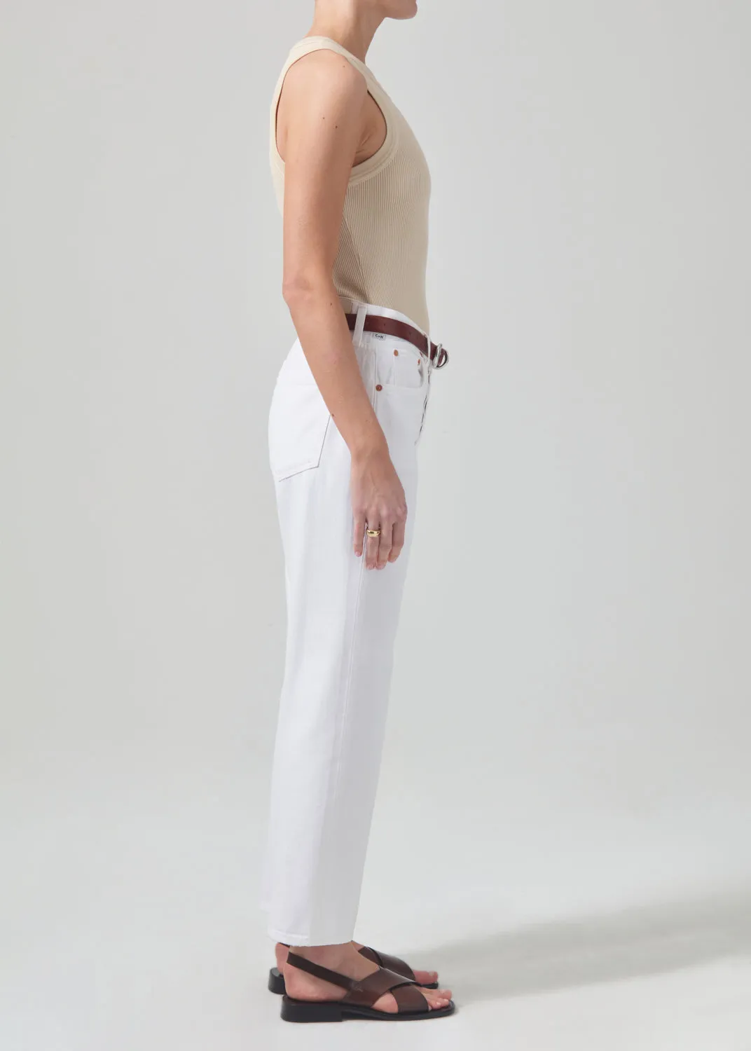 Emery Crop Relaxed Straight in Seashell sold by Citizens Of Humanity product image thumbnail 4