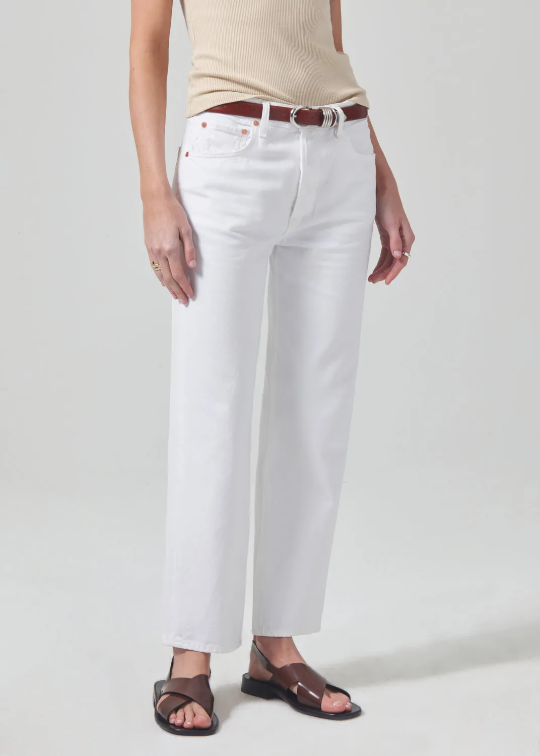 Emery Crop Relaxed Straight in Seashell sold by Citizens Of Humanity product image thumbnail 5