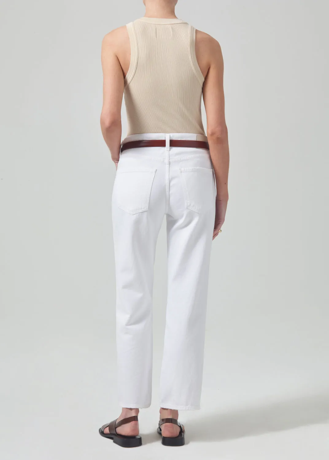 Emery Crop Relaxed Straight in Seashell sold by Citizens Of Humanity product image thumbnail 3