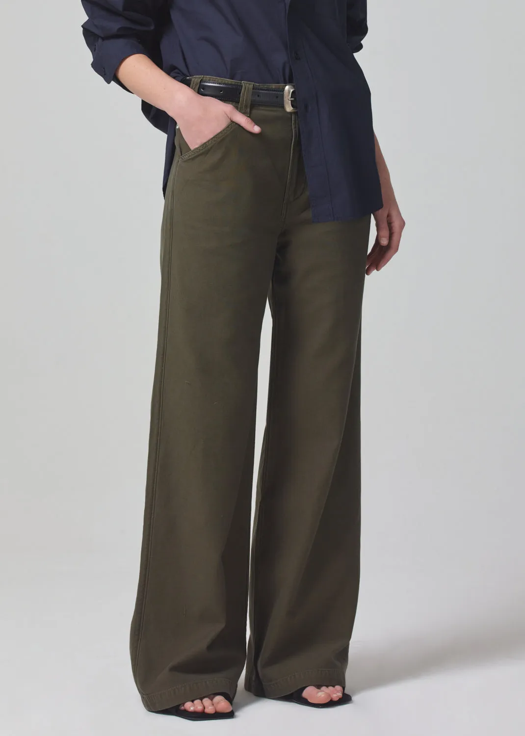 Paloma Utility Trouser in Tea Leaf sold by Citizens Of Humanity product image thumbnail 5