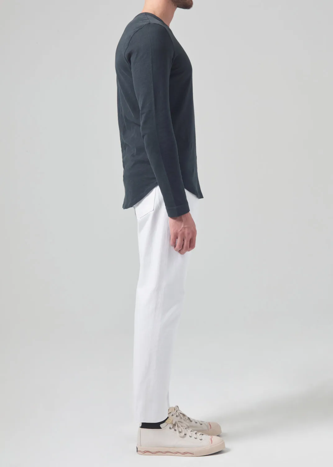 Finn Relaxed Taper Archive in Chalk sold by Citizens Of Humanity product image thumbnail 4