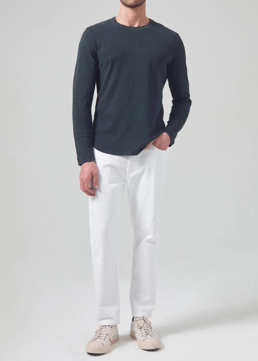 Finn Relaxed Taper Archive in Chalk sold by Citizens Of Humanity product image thumbnail 2