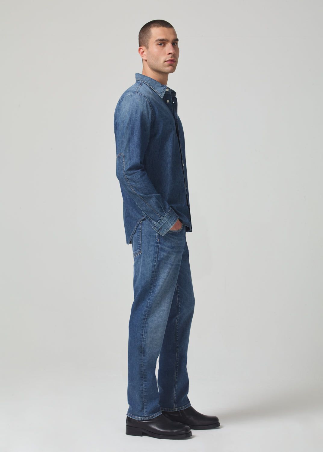 London Tapered Slim Perform in Ithica sold by Citizens Of Humanity product image thumbnail 3