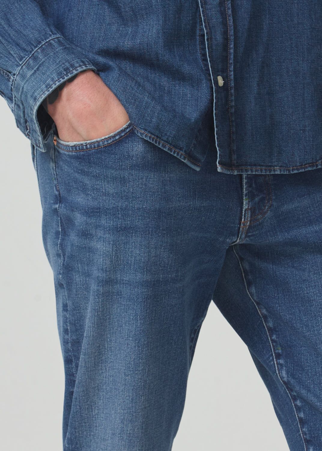 London Tapered Slim Perform in Ithica sold by Citizens Of Humanity product image thumbnail 4