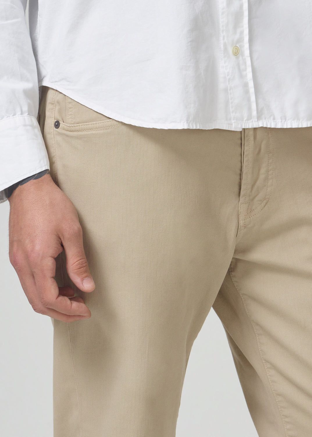 Finn Relaxed Rise Taper California Bedford Corduroy in Napa sold by Citizens Of Humanity product image thumbnail 4