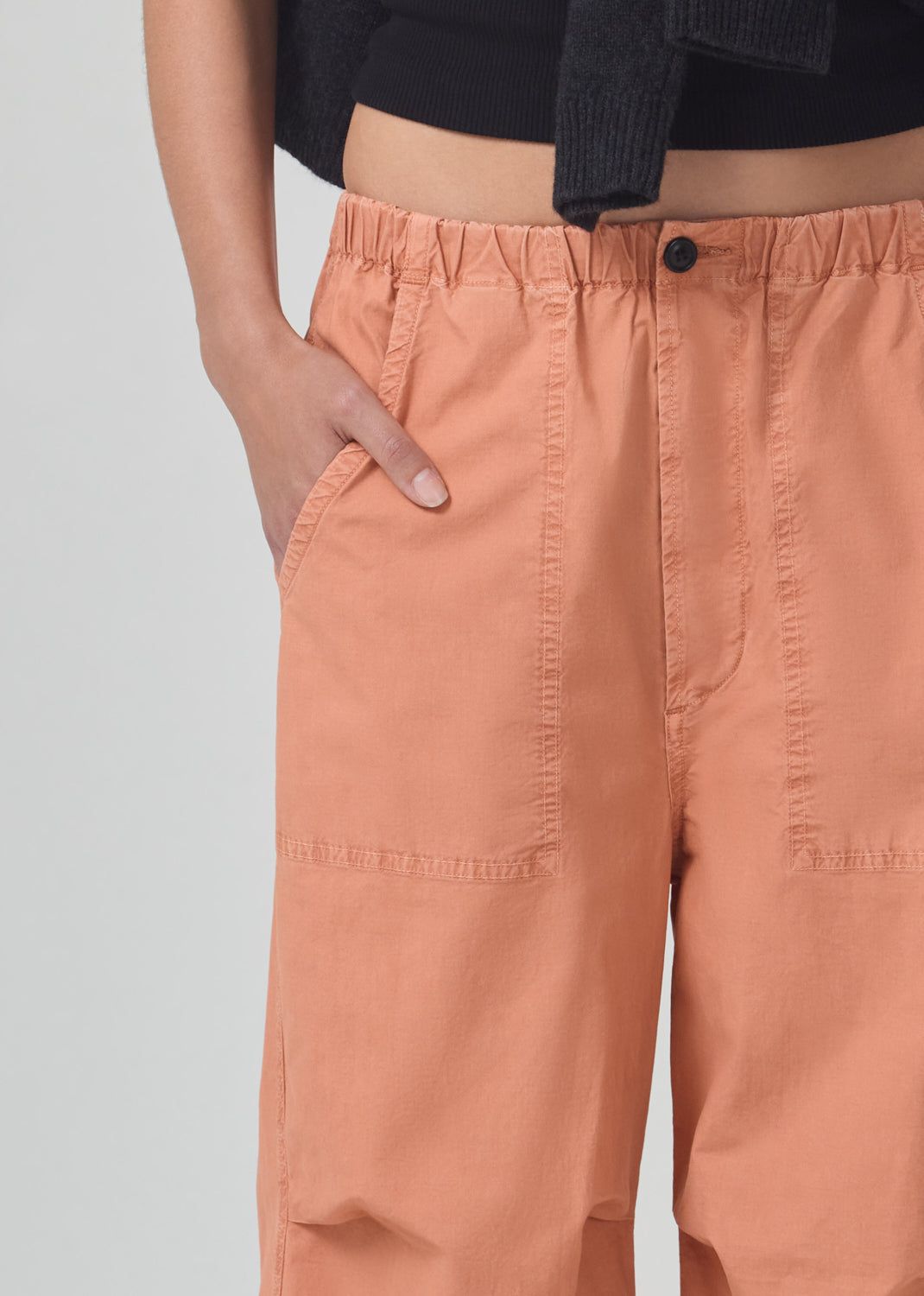 Luci Slouch Parachute Pant in Papaya sold by Citizens Of Humanity product image thumbnail 5
