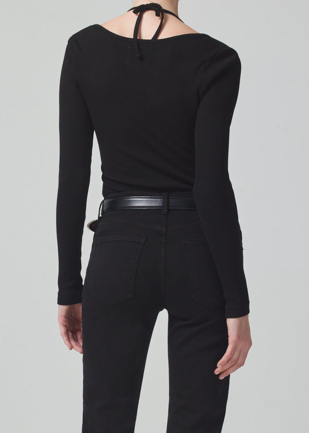 Livi Long Sleeve in Black sold by Citizens Of Humanity product image thumbnail 2